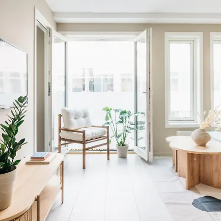Urban - Scandinavian Comfort With French Balcony Lägenhet Bergen
