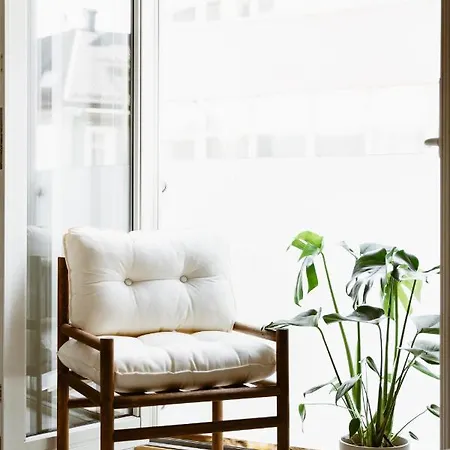Urban - Scandinavian Comfort With French Balcony ברגן