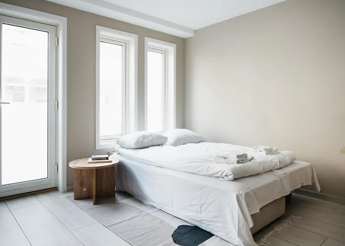 Urban - Scandinavian Comfort With French Balcony Bergen