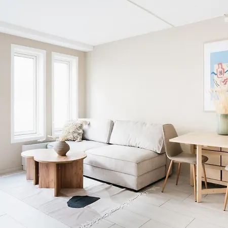 Lejlighed Urban - Scandinavian Comfort With French Balcony *